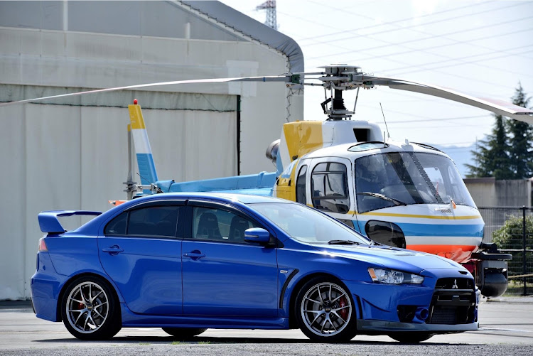 ランサーエボリューションの秘密基地でゴソゴソ・BBS・レプリカ車両・英国車風カスタムに関するカスタム事例の投稿画像6枚目