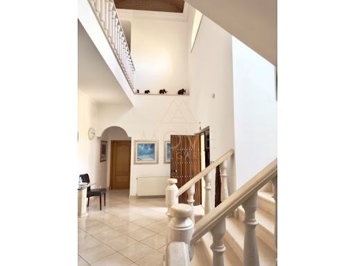 Maison avec piscine et terrasse 5