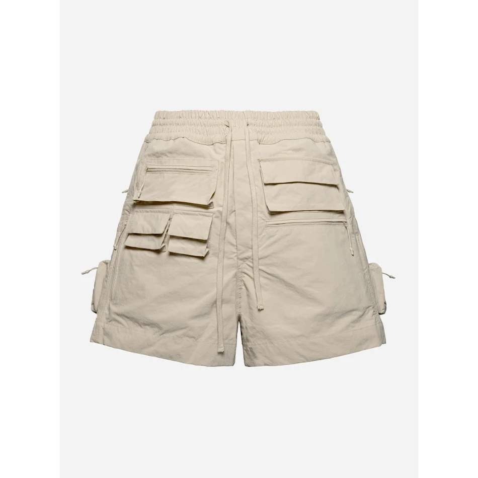 Shorts de trabalho funcionais masculinos com múltiplos bolsos e estilo. Conforto e praticidade para o dia a dia.