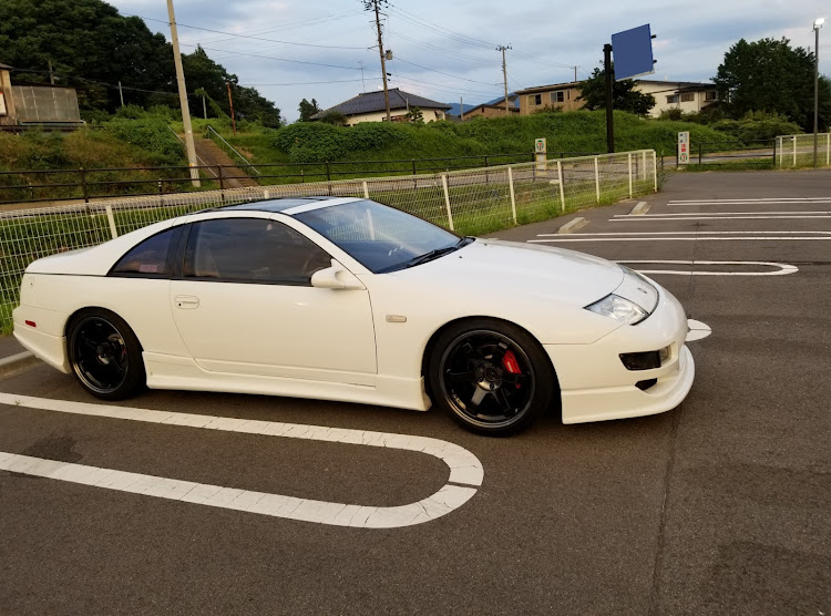 フェアレディZのドライブ・セクシーレディ・カントリー道路・熱中貴婦人・やっちゃった日産に関するカスタム事例の投稿画像1枚目