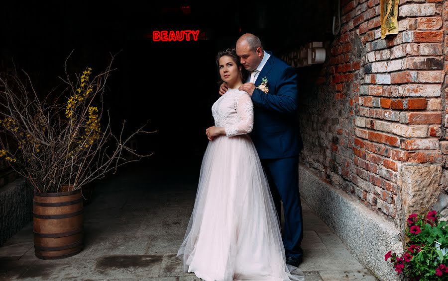 Svatební fotograf Pol Varro (paulvarro). Fotografie z 9.června 2017