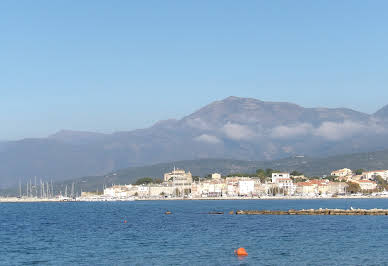 Propriété avec piscine en bord de mer 4