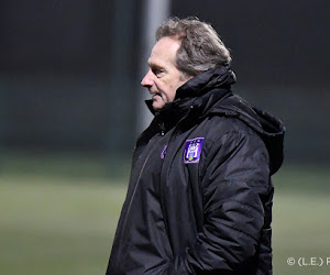 Coach Wachel blijft nuchter na nieuwe titel Anderlecht: "Geen alcohol, wel champagnevoetbal"