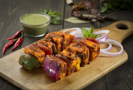 Achaari Paneer Tikka