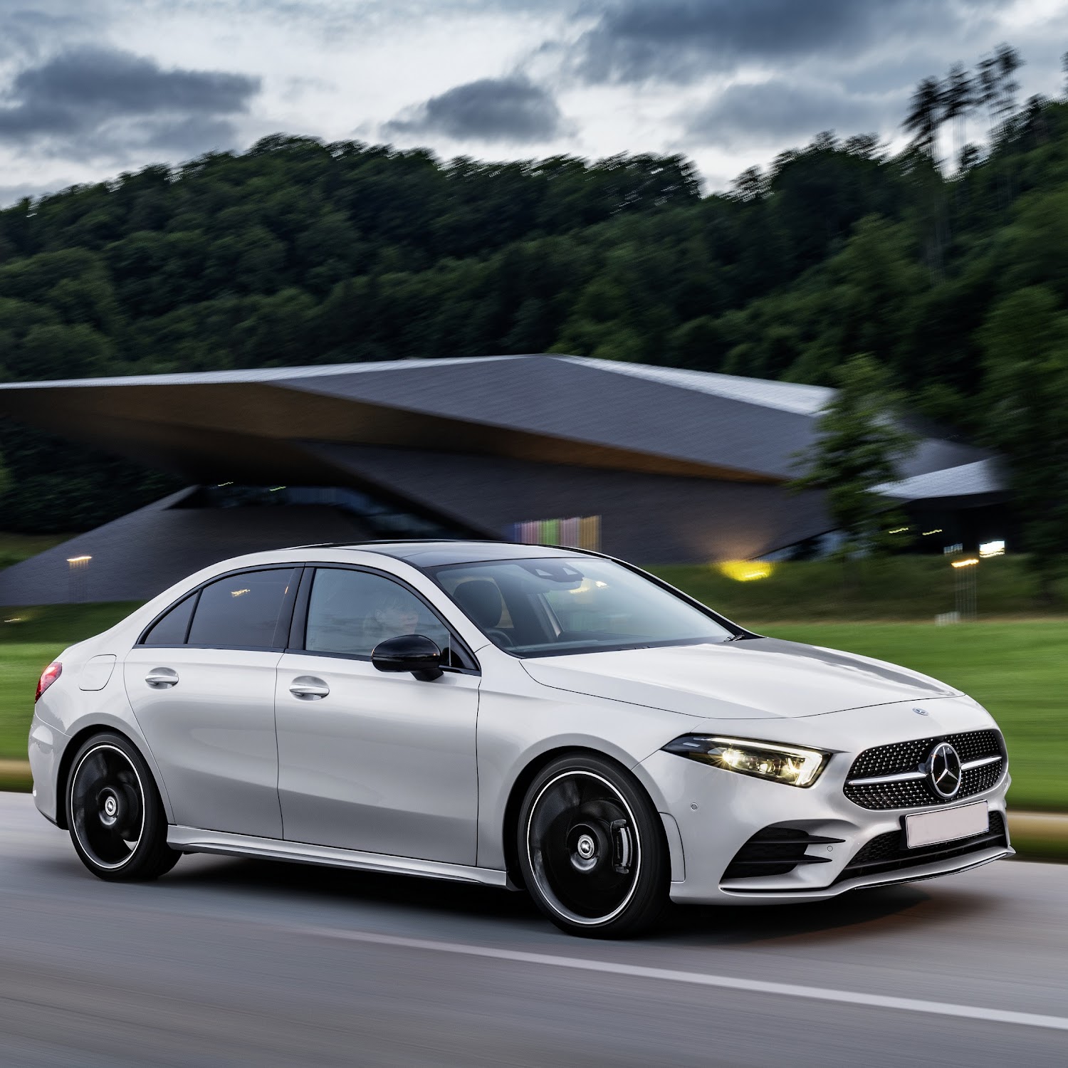 Review 19 Mercedes Benz A Class Sedan Is Mature And Stylish