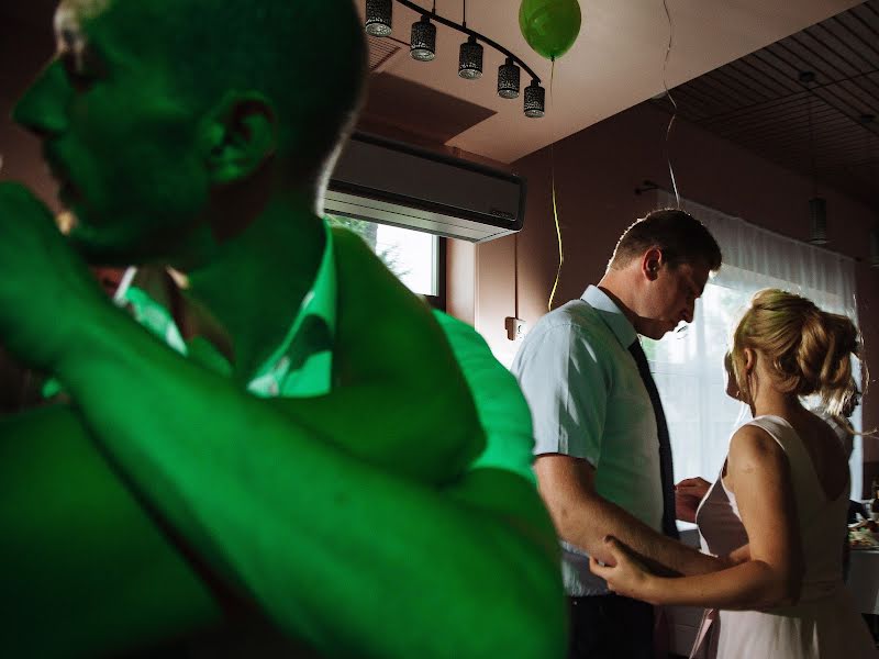 Fotógrafo de casamento Yuliya Loginova (shinigami). Foto de 27 de julho 2018