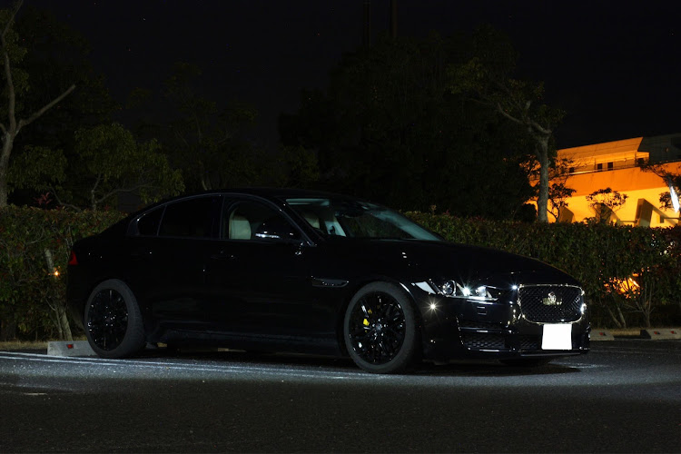 XEの夜カメ活・三重県・一眼レフ・ジャガー・ライティング撮影に関するカスタム事例の投稿画像2枚目