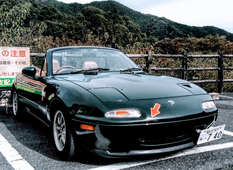 ロードスターの右斜め前写真展・ロードスター ・ただのバカに関するカスタム事例の投稿画像2枚目