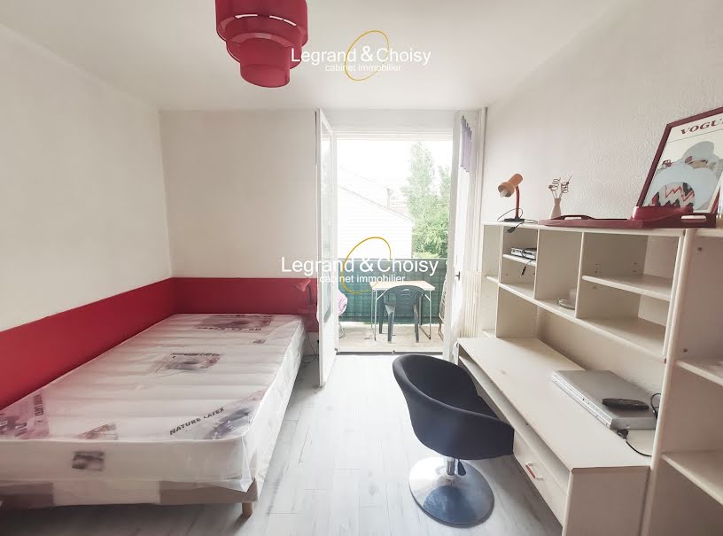 Location meublée appartement 1 pièce 17 m² à Agen (47000), 360 €