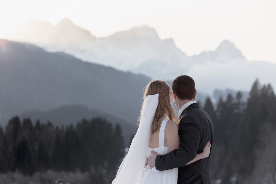 Fotógrafo de casamento Alyona Boiko (alyonaboiko). Foto de 23 de janeiro 2019