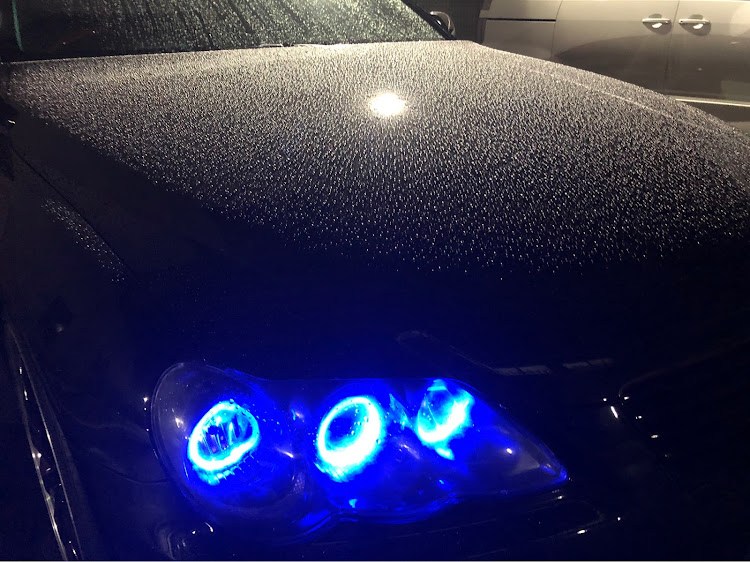 マークXのGRX120・洗車・fcl・フォグランプ交換・DIYに関するカスタム事例の投稿画像1枚目