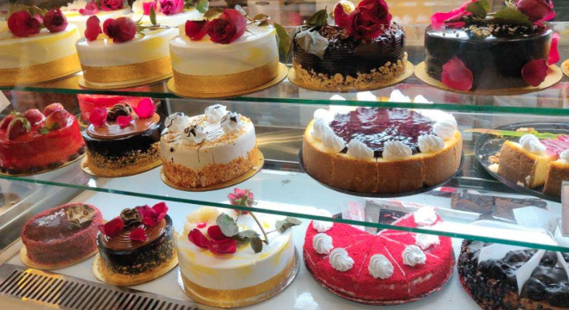 Order Luxury Brand Cakes in Gurgaon, Delhi- TheBakers