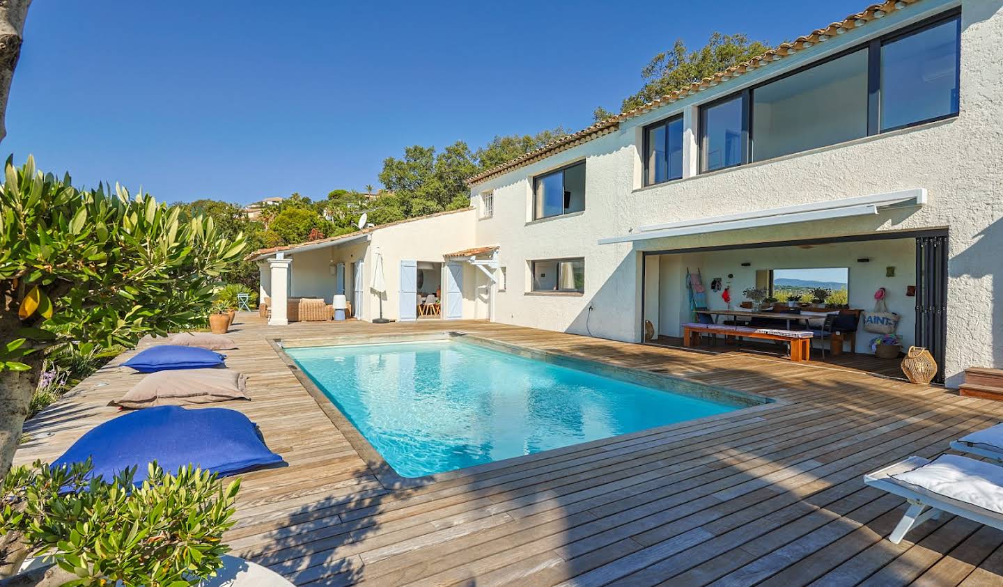 Seaside villa with pool Sainte-Maxime