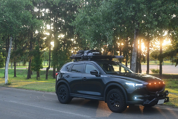 CX-5の厚田村・キャンプ・晴れ・川・北海道も暑いよに関するカスタム事例の投稿画像1枚目