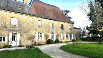 manoir à Pressac (86)