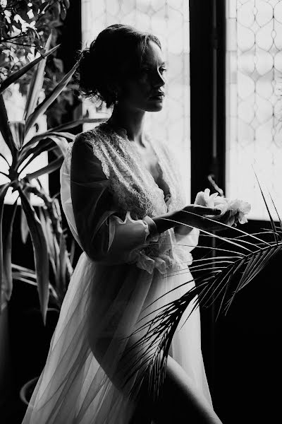 Wedding photographer Oksana Schemerova (oksanaschem). Photo of 5 July 2017