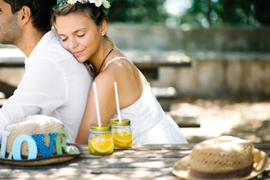 Fotografo di matrimoni Aleks Lapatik (bukovski). Foto del 31 agosto 2015