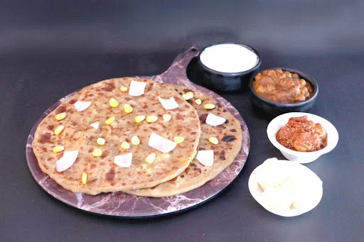 Corn Pyaz Paratha (1Pc + Curd + Picke)