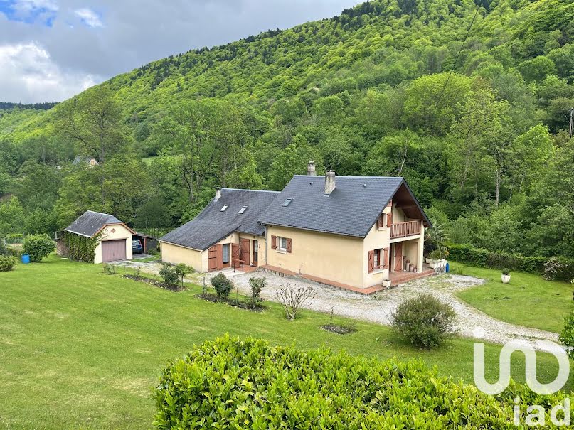 Vente maison 4 pièces 147 m² à Bagnères-de-Bigorre (65200), 320 000 €