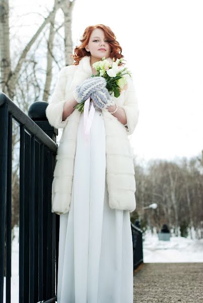 Fotógrafo de casamento Elena Minazova (elenmoon). Foto de 13 de abril 2017