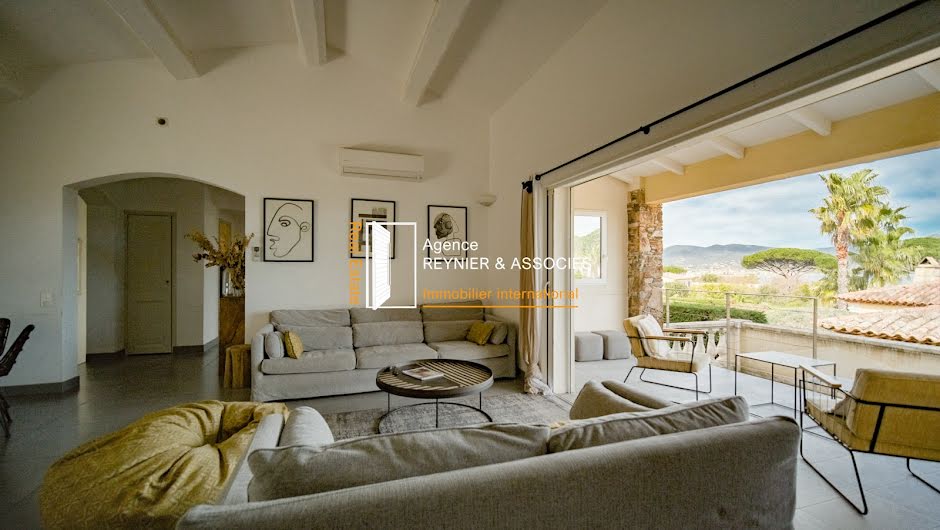 Vente villa 11 pièces 410 m² à Gassin (83580), 3 900 000 €