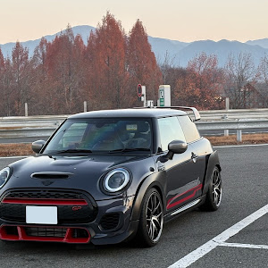ミニ ハッチバック JCW