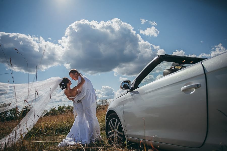 Wedding photographer Aleksey Khukhka (huhkafoto). Photo of 2 August 2014