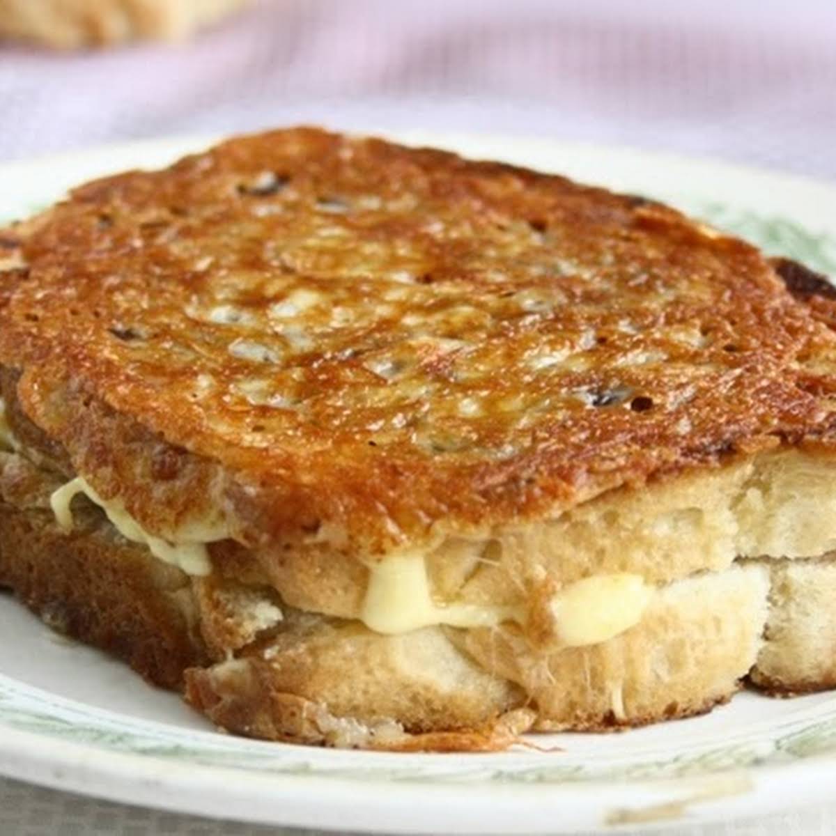 Caramelized Grilled Cheese Sandwich