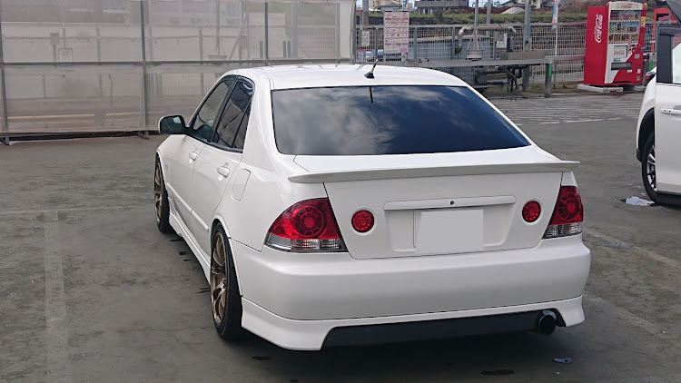 アルテッツァのホワイトデー？・藤沢Jんぼ洗車場・半顔、半ケツ同盟・だいぶ疲れましたよ😅・チビカーのお腹🤭に関するカスタム事例の投稿画像6枚目