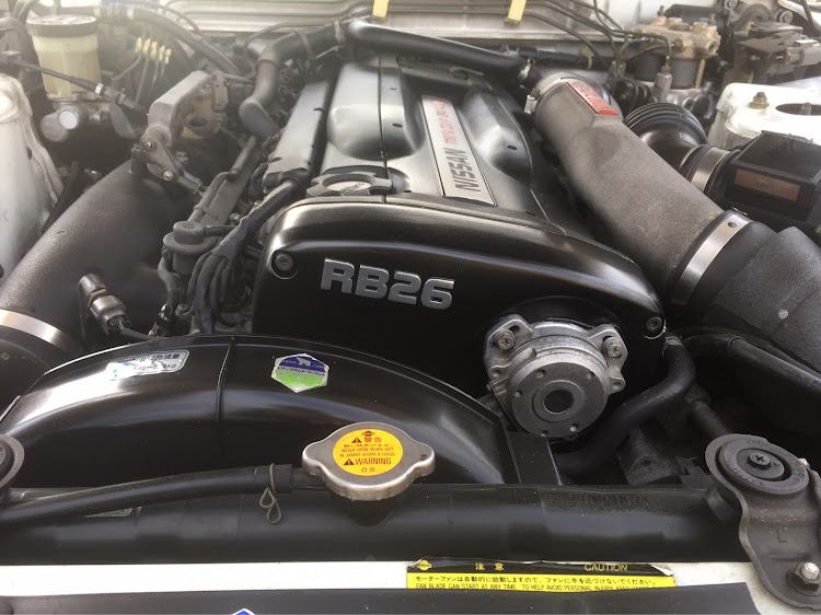スカイライン GT-RのBNR32・どアップバトンに関するカスタム事例の投稿画像2枚目