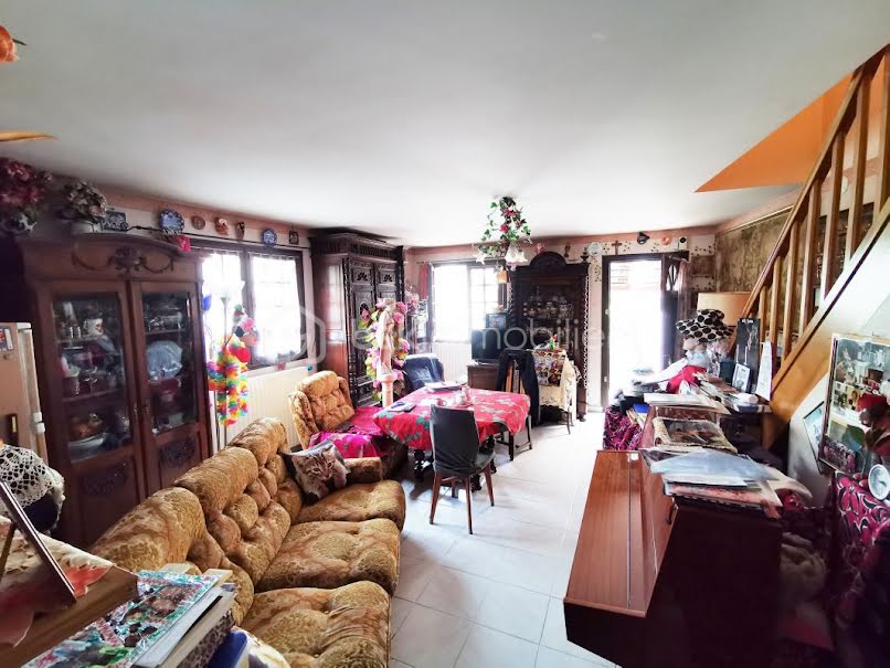 Vente viager 6 pièces 140 m² à Noisy-le-Sec (93130), 265 000 €