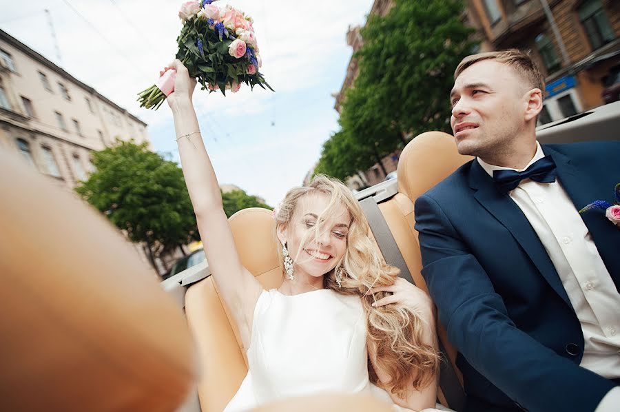 Fotógrafo de casamento Anastasiya Melnikovich (melnikovich-a). Foto de 10 de setembro 2017