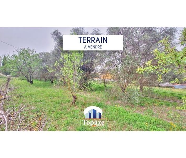 Vente terrain  650 m² à Roquebrune-sur-Argens (83520), 280 000 €