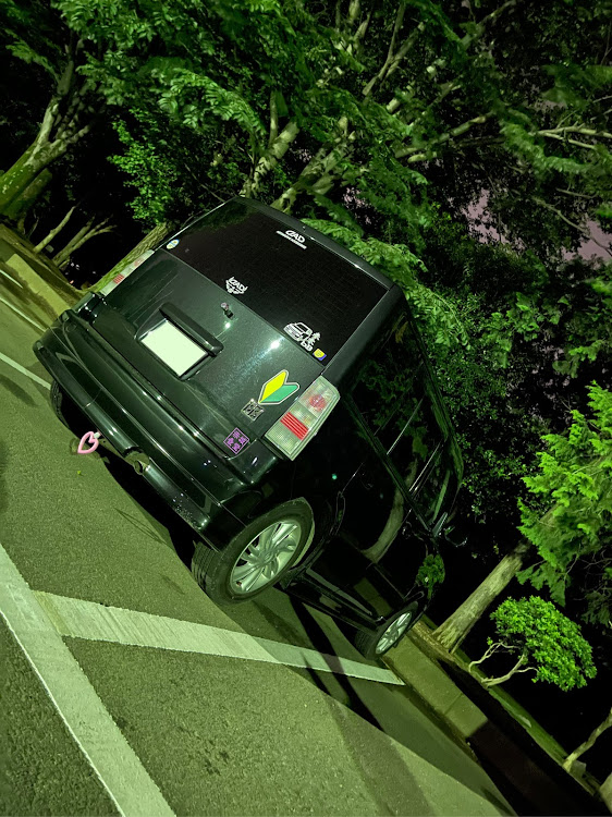 bBの繋がれお尻にドンっ・ncp31・マフラーほしい！！・bB乗りと繋がりたい・ホイールが欲しいに関するカスタム事例の投稿画像1枚目