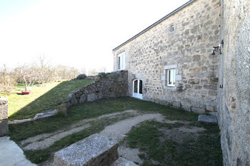 maison à Albaret-le-Comtal (48)