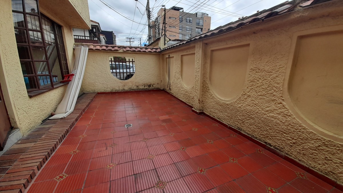 Casa En Arriendo - Batan, Bogota