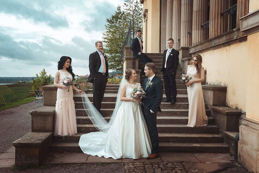 Wedding photographer Mikhail Laryanovskiy (media-arts). Photo of 12 November 2018