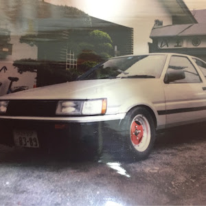 カローラレビン AE86