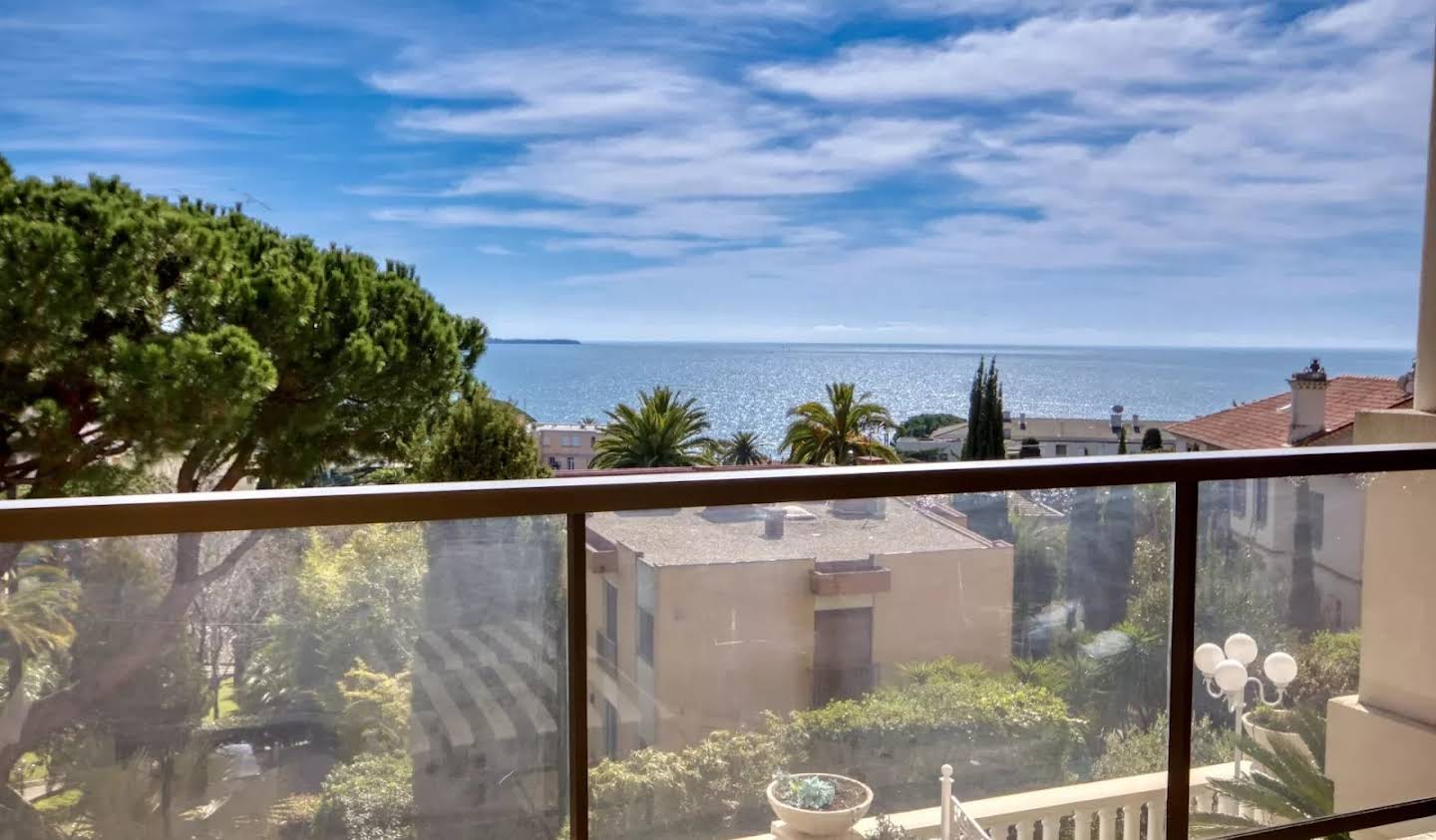 Appartement avec terrasse et piscine Cannes