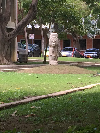 Hombre De Piedra Bloque B