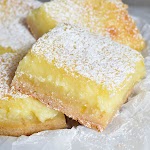 Easy Cake Mix Lemon Bars was pinched from <a href="http://ohmysprinkles.com/easy-cake-mix-lemon-bars-recipe/" target="_blank">ohmysprinkles.com.</a>