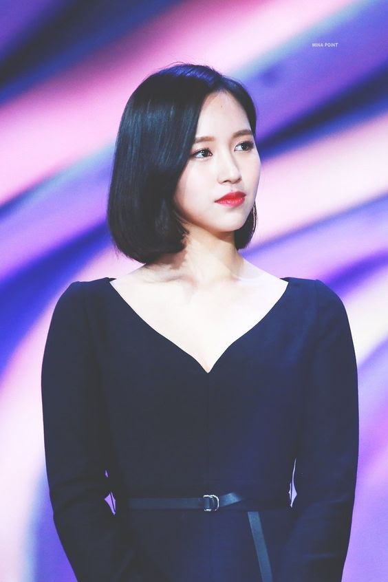 mina noir 10