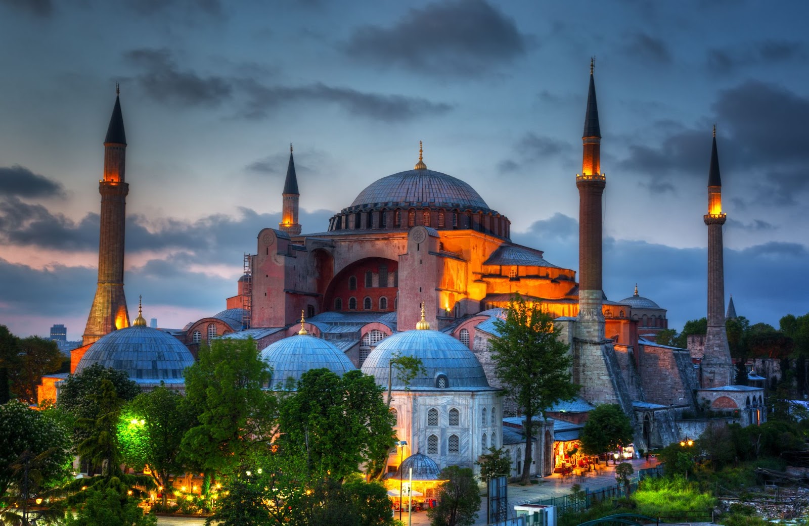 Hagia Sophia on a sunset, Istanbul. Best Tourist Attraction in Istanbul