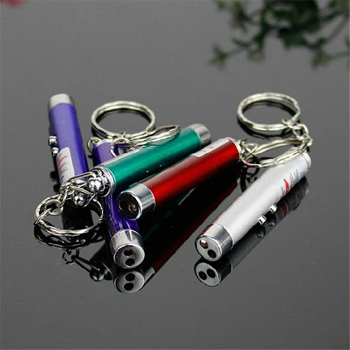 Laser Funny Pet LED Laser Cat Toy 5MW Red Dot Laser Light 650NM Pointer Laser Pen Interactive Toy Stick Cat Toys Random 