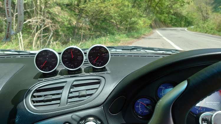 RX-7のドライブ・洗車・緊急事態宣言解除に関するカスタム事例の投稿画像2枚目
