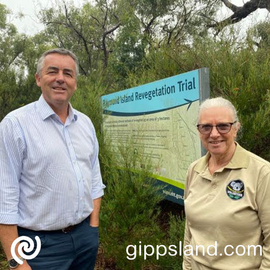 Darren Chester with Robyn Peile from the Raymond Island Koala Trail who has been instrumental in successfully applying for Federal Government grants to get the rehabilitation work started