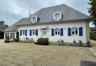 Villa avec piscine et terrasse 5