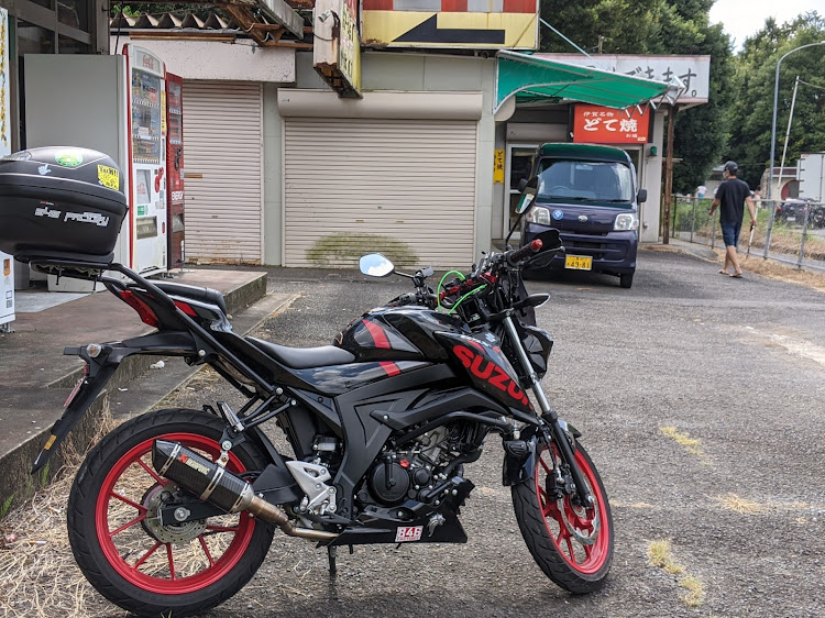 ひろさんが投稿したGSX−Ｓ125・上野ドライブイン・どて焼き定食に関するカスタム事例の投稿画像1枚目