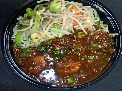 Chicken Singaporean Coriander Noodles With Chilli Basil Sauce Bowl