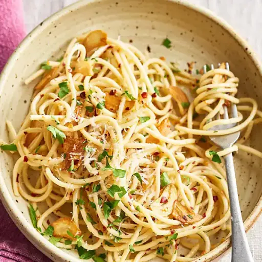 Veg Aglio E Olio Pasta